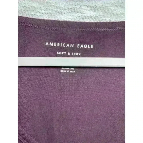 American Eagle Soft & Sexy Top Size Small Purple Plum Embroidered AE - Picture 7 of 12